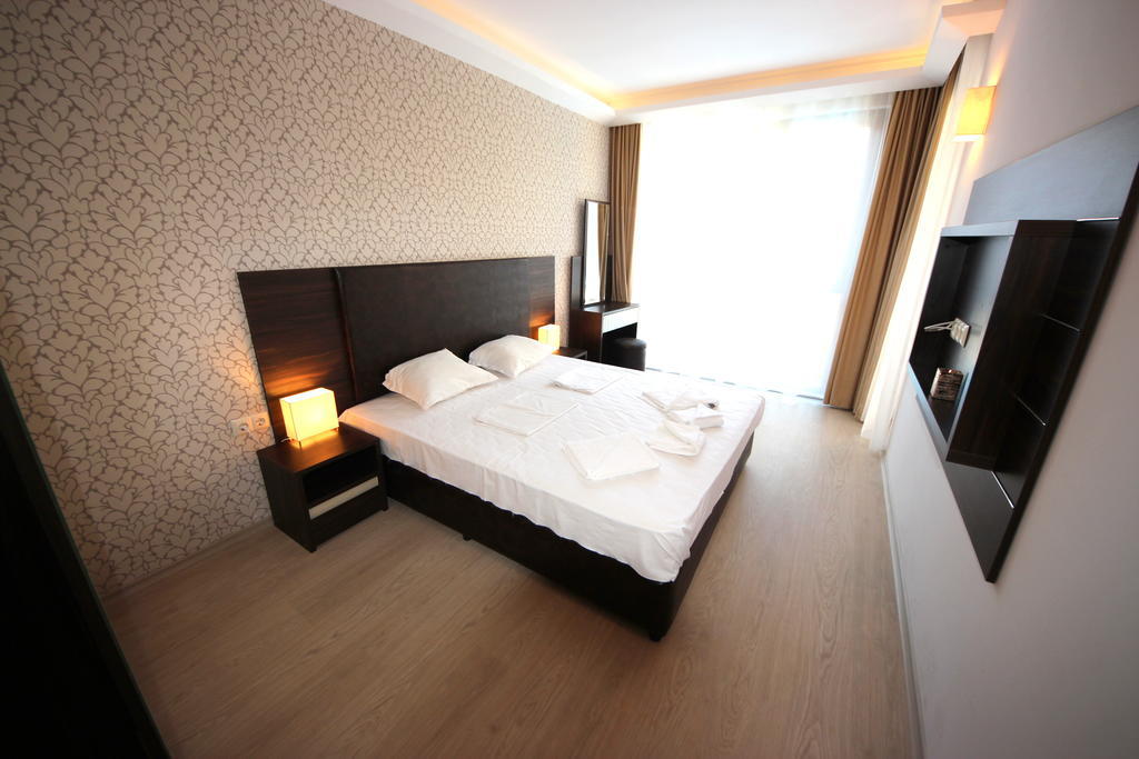 Menada Harmony Suites Apartments Sunny Beach Room photo