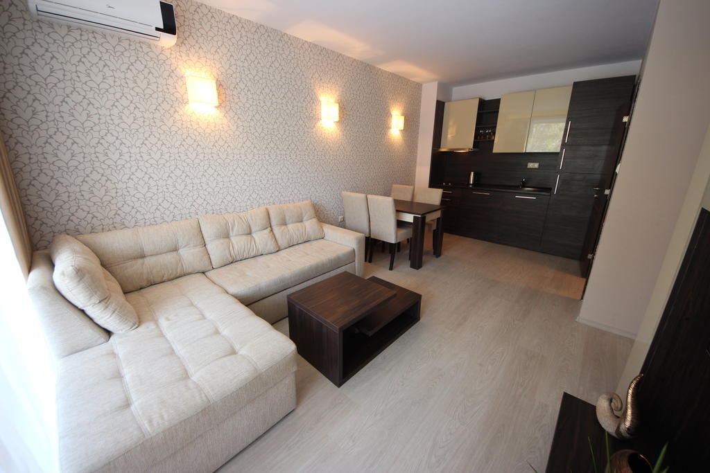 Menada Harmony Suites Apartments Sunny Beach Room photo