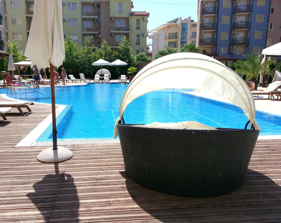 Menada Harmony Suites Apartments Sunny Beach Exterior photo